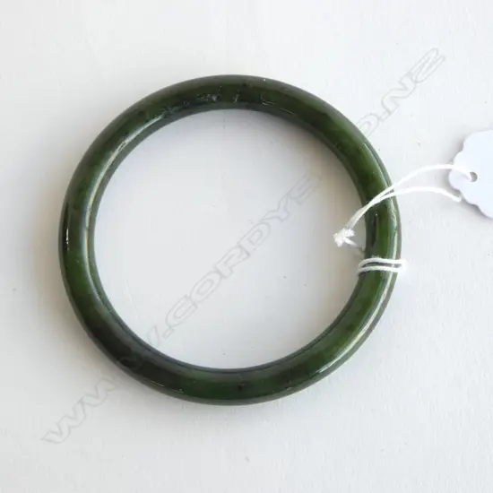 JADE BANGLE, 68mm int. dia