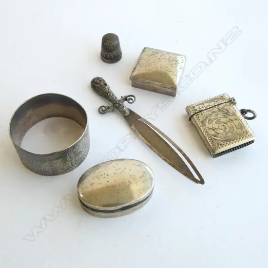 6 PCES. STG SILVER INCLUDING 2 SMALL MEXICAN BOXES 62gms