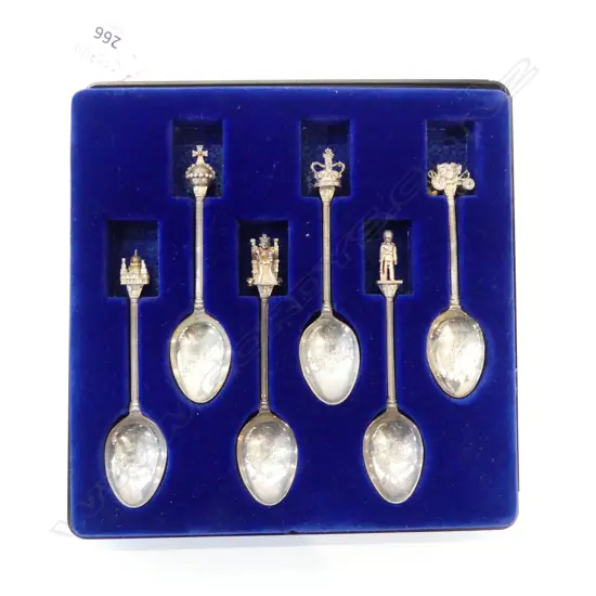 6 STG SILVER 1977 JUBILEE TEASPOONS, CASED 86gms