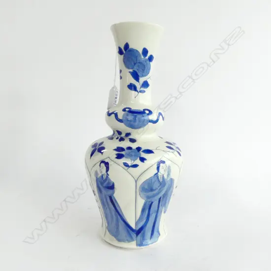 ORIENTAL B/W VASE H.300mm hairline