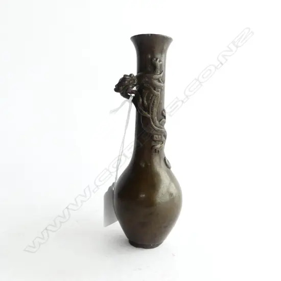 ORIENTAL METAL VASE H.160mm