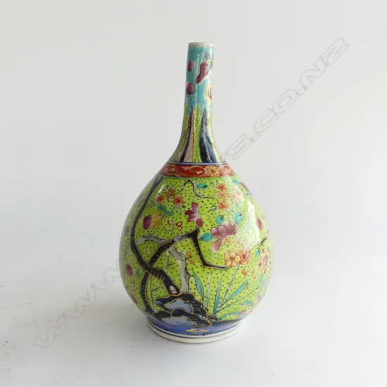 CHINESE ENAMEL PORCELAIN VASE H.210mm