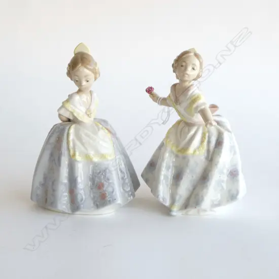 2 LLADRO FIGURINES #5373 & #5374 H.130mm