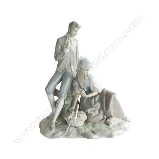 LLADRO #4669 'COUPLE PASTORAL' H.290mm