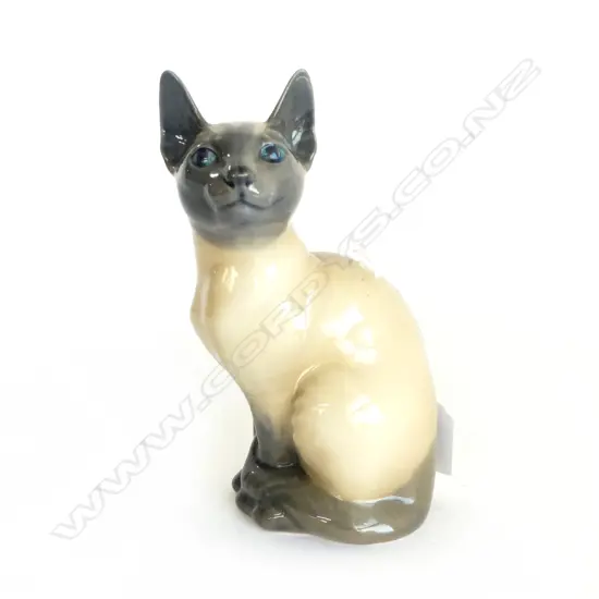 ROYAL COPENHAGEN #3281 SIAMESE CAT H.195mm