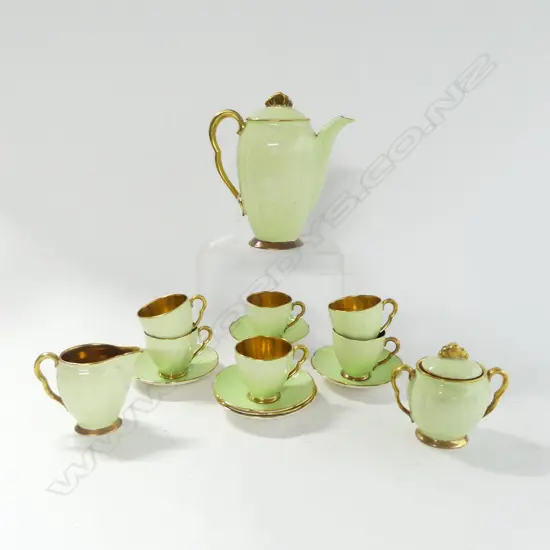 15 PCE CARLTON WARE DEMITASSE SET H.190mm