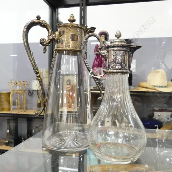 2 EP CLARET JUGS H.295mm