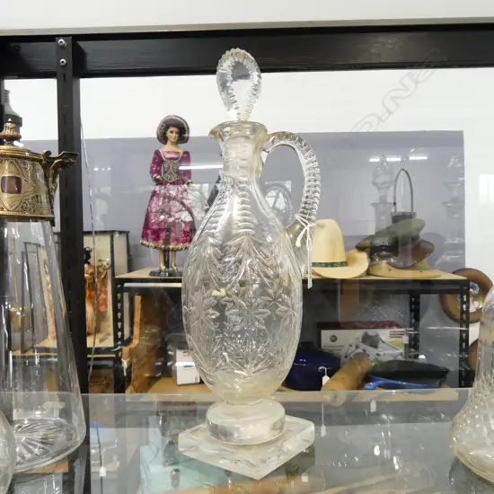 HEAVY CRYSTAL EWER H.360mm (SMALL CHIPS)