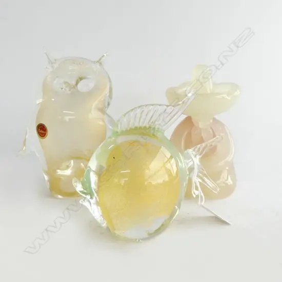 3 PCES MURANO ART GLASS; OWL H.170mm, FISH, MEXICAN