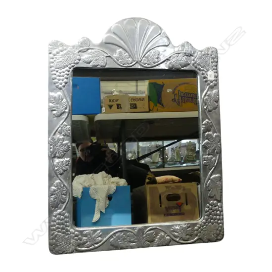 ALUMINIUM FRAMED MIRROR 840x630mm