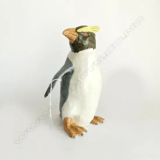 KAREN KENNEDY STUDIO POTTERY PENGUIN H.275mm EYEBROWS AF