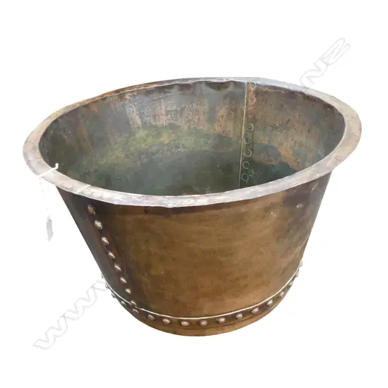 COPPER RIVET PLANTER 390mm