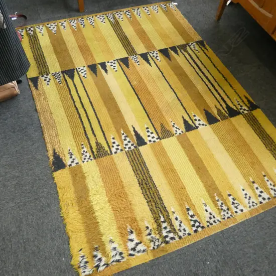 MACHINED RUG 1910x1360mm