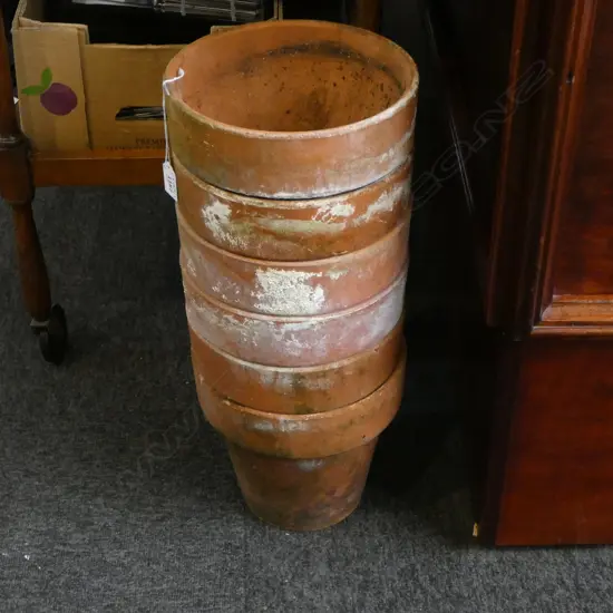6 NZ MADE TERRACOTTA PLANT POTS H.210mm