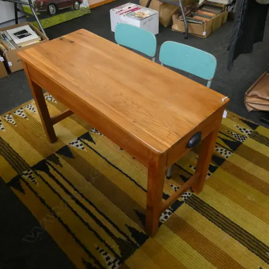 VINTAGE JUNIOR DOUBLE SCHOOL DESK & 2 CHAIRS 915x390x590mm