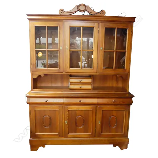 LG 2 PART WOODEN CABINET 1590x440x2170mm