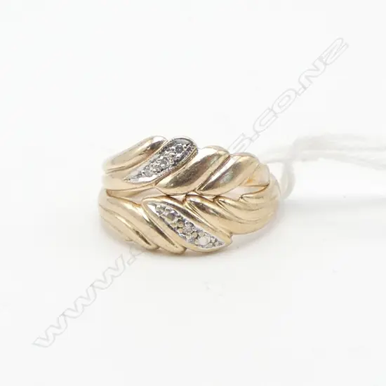 2 9ct GOLD & DIAMOND RINGS 3.47gms SIZE H & L