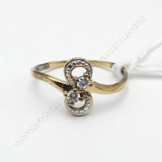 9CT  CZ RING, 1.1gms SIZE N