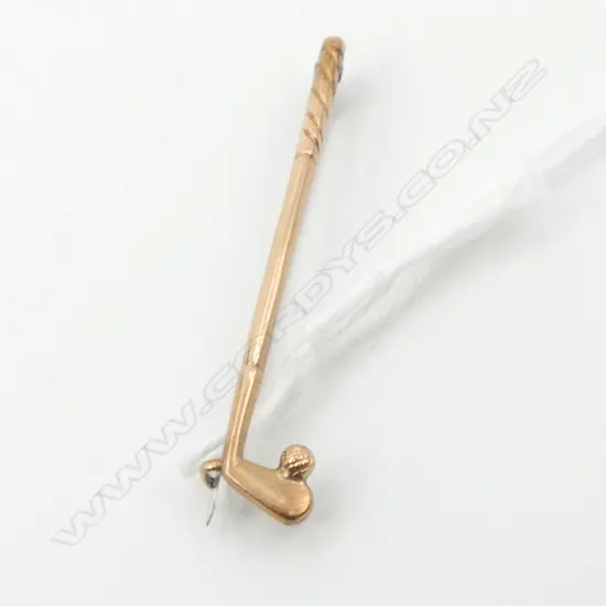 9ct ROSE GOLD VINTAGE GOLF CLUB with ball brooch 1.5gms