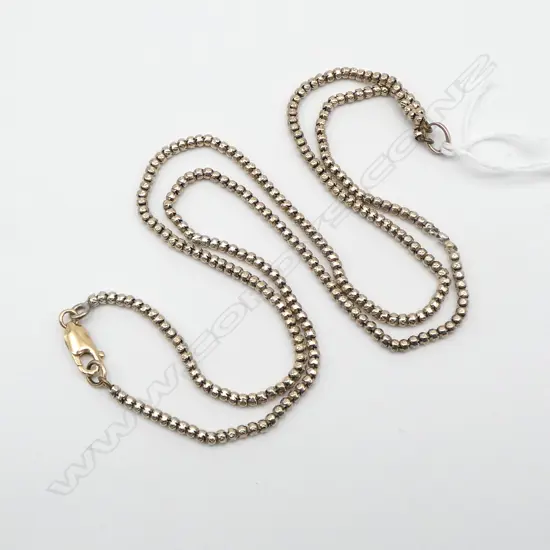 9CT CLASP CHAIN TESTING AS 8CT? NECKLACE (Fittings not gold) L.670mm 12.3gms  **RTV**