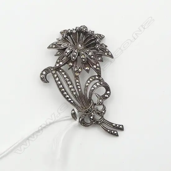 VINTAGE SILVER & MARCASITE SPRAY BROOCH