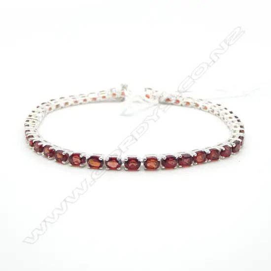 SILVER SET GARNET BRACELET