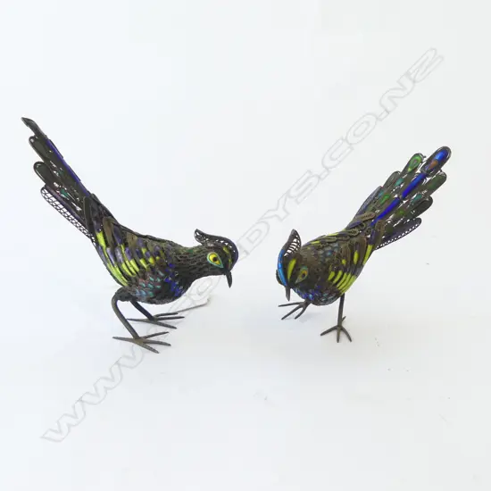 2 METAL & ENAMEL BIRDS W.110mm one with loose leg