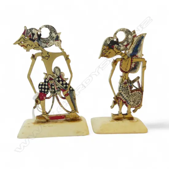 2 INDONESIAN WA JANG DOLLS 