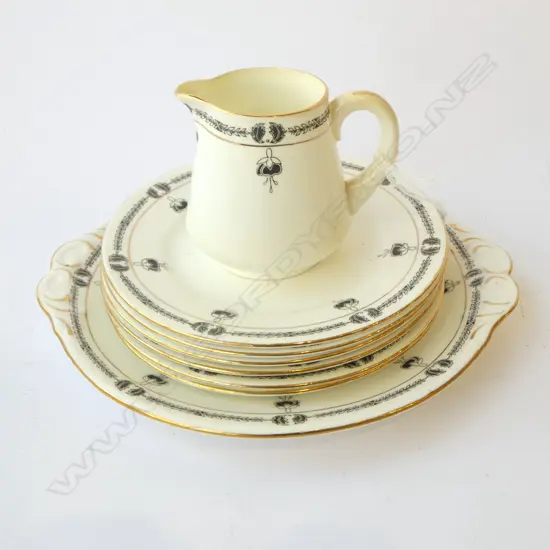 SHELLEY DECO CHINA SANDWICH SET & MATCHING JUG 