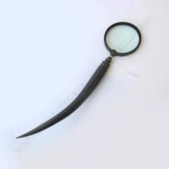 HORN HANDLED MAGNIFYING GLASS L.400mm
