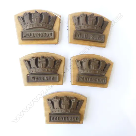5 MOUNTED CRESTS FOR R.N.Z.N. SHIPS NAMING VARIOUS N.Z. DISTRICTS 100x130mm