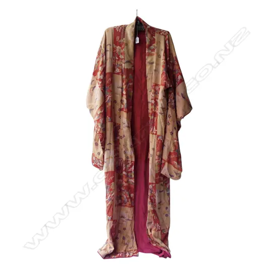 KIMONO