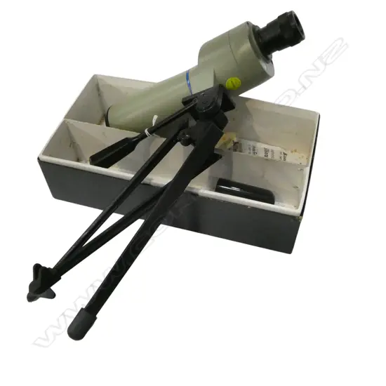 BOXED LIMER MONOSCOPE w. TRIPOD 20x50mm