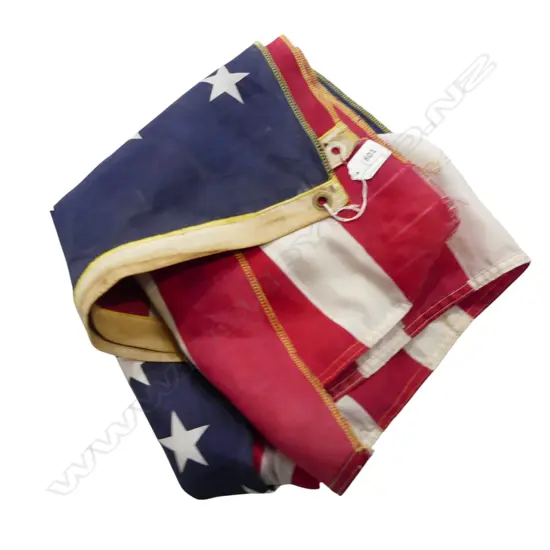 VINTAGE AMERICAN FLAG 