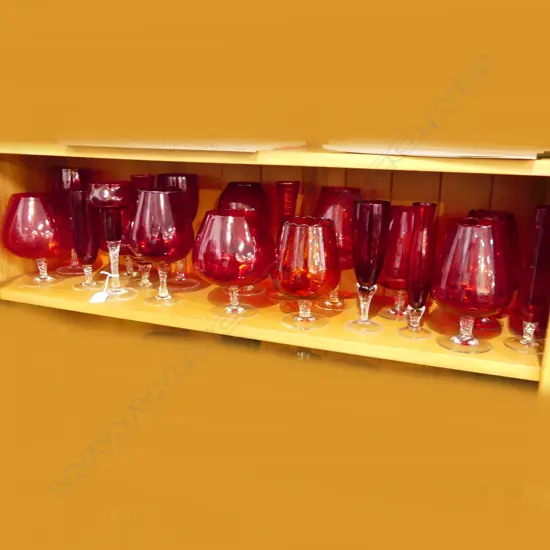 20 PCES RED ART GLASS H.210mm