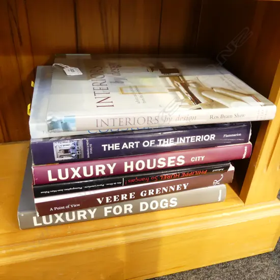 COFFEE TABLE BOOKS ON DECORATING