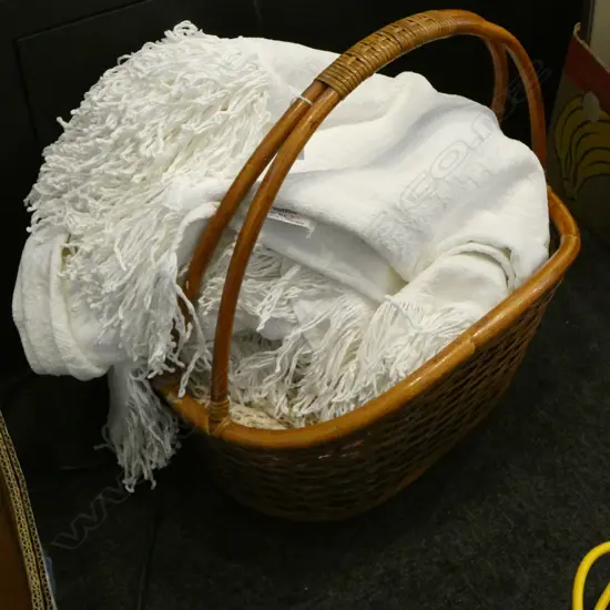 BASKET LINENS ETC