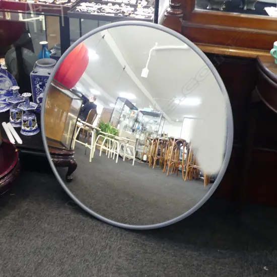 CONVEX MIRROR 880mm dia