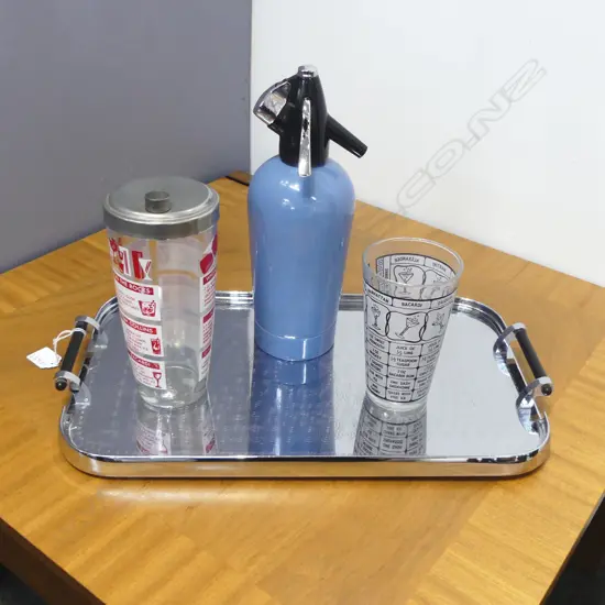 DECO TRAY W.740mm, 2 MIXERS, SODA BOTTLE