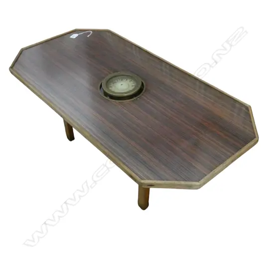 RETRO COFFEE TABLE w. GIMBALLED SHIPS COMPASS 925x465mm