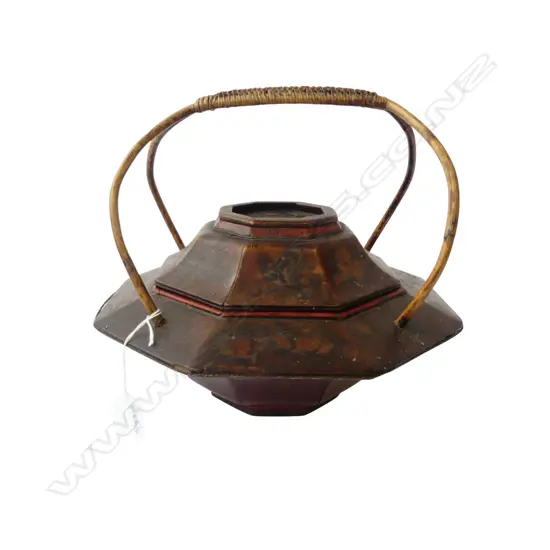 CHINESE HEXAGONAL LACQUER LIDDED BASKET 305mm dia