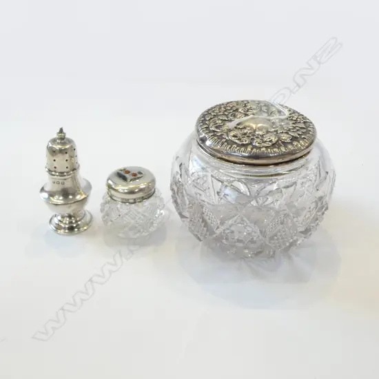 2 STG SILVER CAP JARS + STG SILVER ASTER; TOTAL 49.27gms FAULTS TO SOME ITEMS