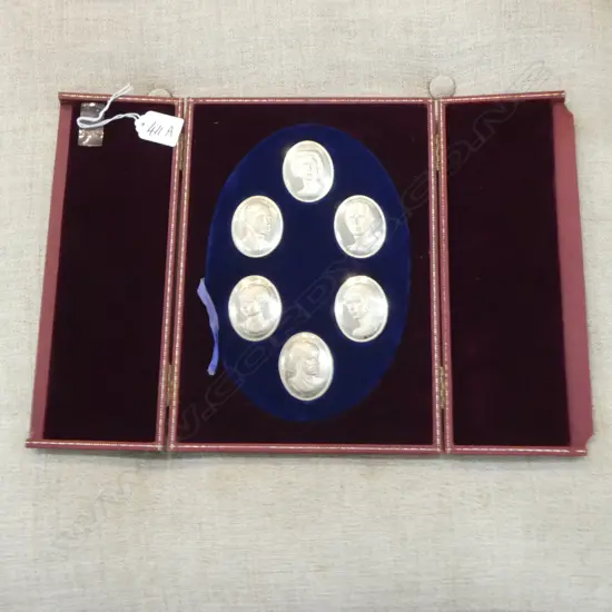 STG SILVER 'THE ROYAL FAMILY CAMEO COLLECTION' A LIMITED EDITION by JOHN PINCHES 267gms