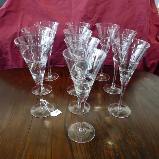 10 TALL CHAMPAGNE FLUTES H.245mm