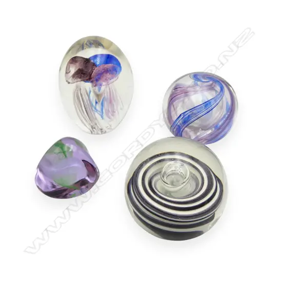 4 ART GLASS PAPER WEIGHTS; 2 CATHLESS PEBBLE H.120mm, 2 UNMARKED