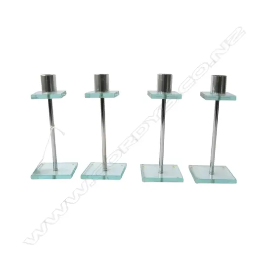 **RTV** 4 MODERN CANDLE HOLDERS H175mm