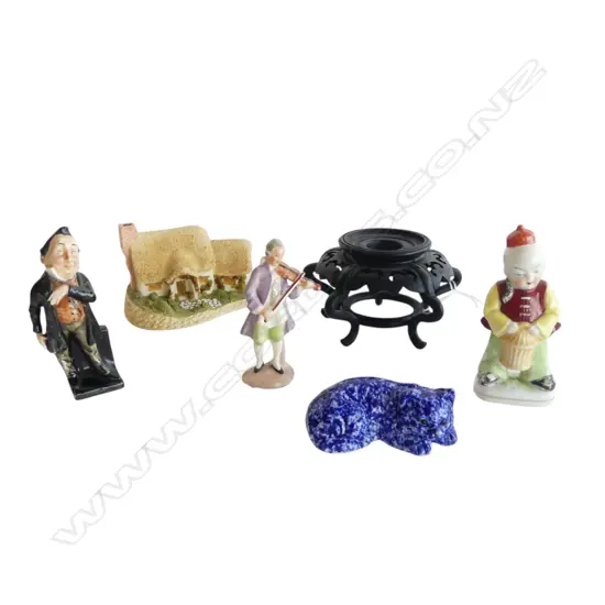 6 PCES; ORIENTAL STAND, DAVID WINTER 'ROSE COTTAGE', 3 FIGURINES INCL. DOULTON PECKSNIFF, BLUE CAT
