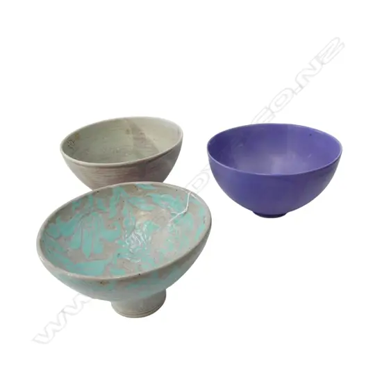 THREE BOWLS by KEUM SUN LEE, 2 MATTE GLAZED PORCELAIN & GLAZED PEDESTAL STONEWARE BOWL