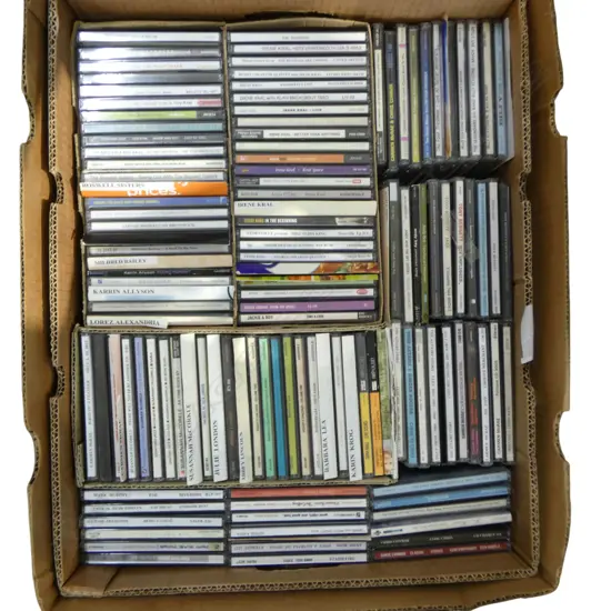 LOT ASST JAZZ CDS MANY FEMALE VOCALISTS Provenance: Ex Collection Wellington Choy