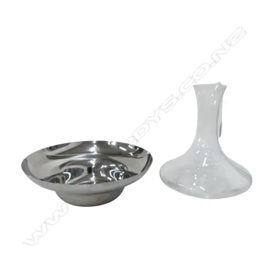 BORMIOLI ROCCO CARAFE H.235mm, GEORG JENSEN STAINLESS STEEL BOWL 280mm